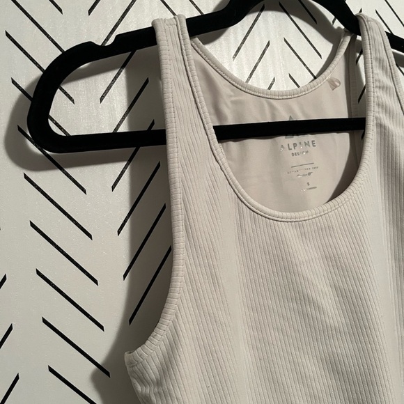 Alpine Design Women's Ascent Bra Tank Top - Picture 4 of 10